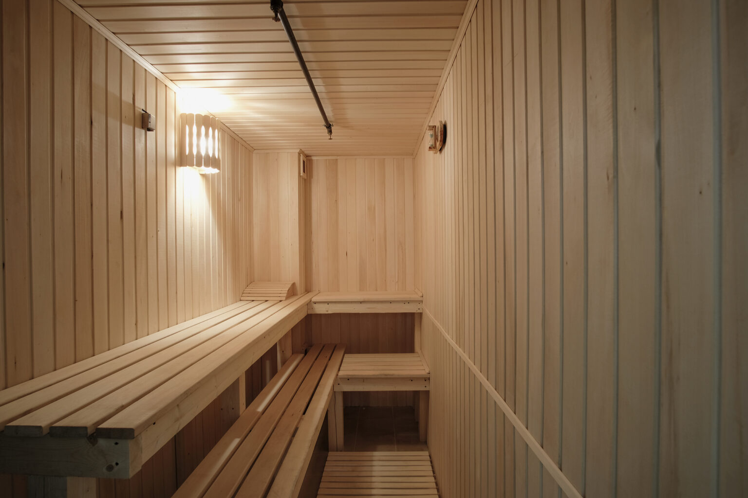 Custom sauna benches need to be sturdy, functional and attractive.